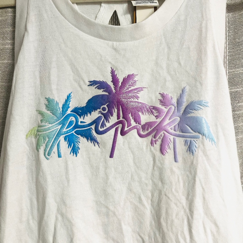 NWT 🌴 Pink Tank Peekaboo Back